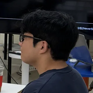해외구매대행 대표 황정현 프로필